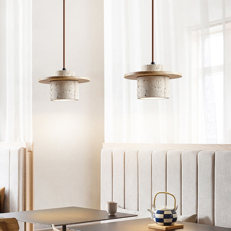 AuraStream – Chic Hanging Light for a Sophisticated Look