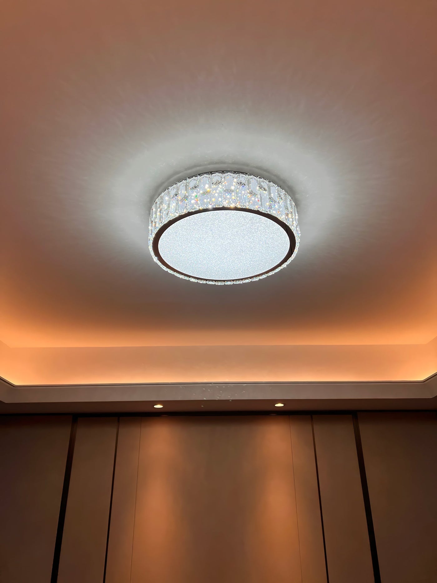 PrismLuxe - Ceiling Light with Sophisticated Design and Shifting Illumination
