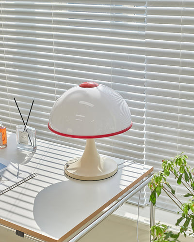 MushroomRadiance - Table Lamp with Sleek Base and Soft Lighting