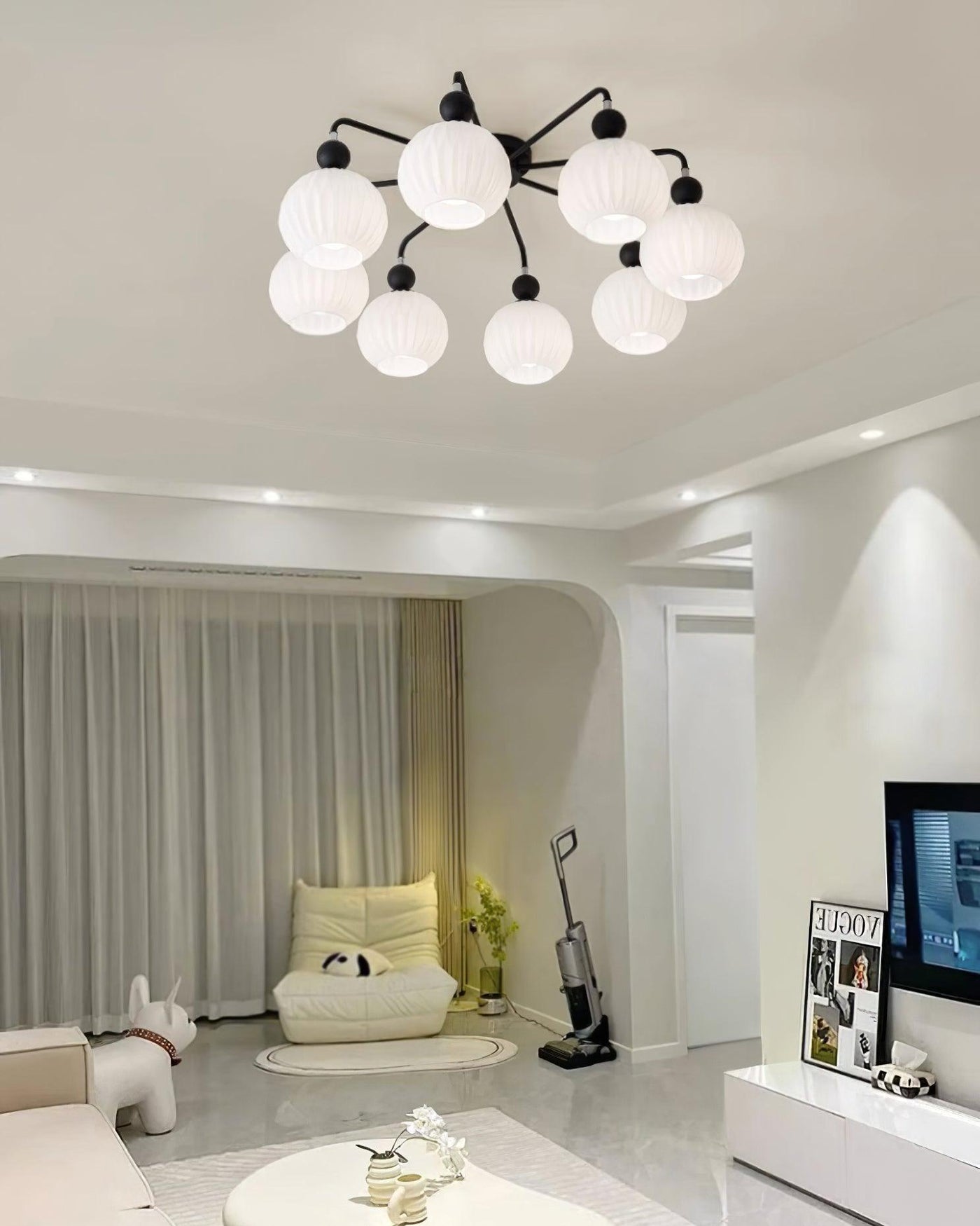 LuxeAura - Ceiling Lamp with Renee-Inspired Design and Warm Light