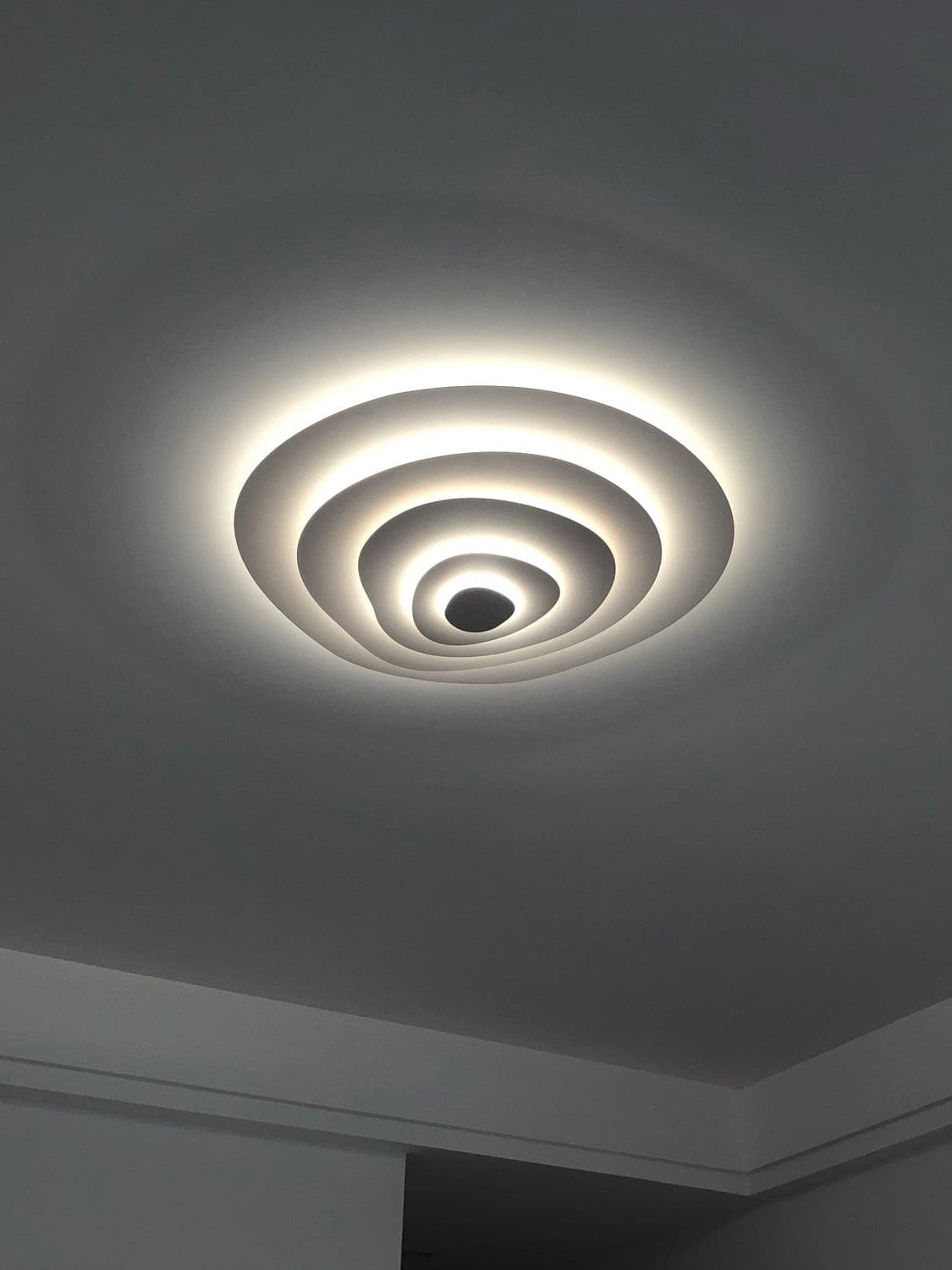 FluidAura - Ceiling Light