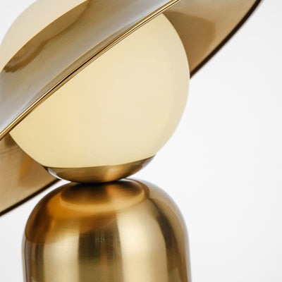 GoldenGlow – Nordic Style Table Lamp in Gold
