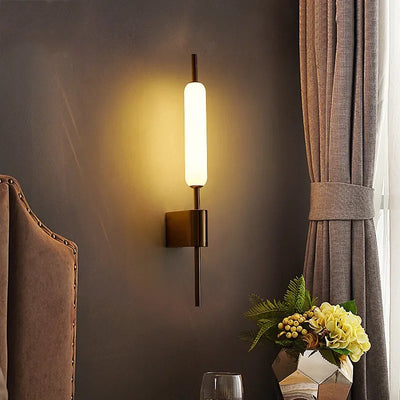 AuraGold – Elegant Gold Wall Lamp for LED Illumination