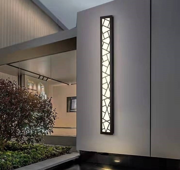 Modern Waterproof Outdoor Wall Light with LED Technology and Elegant Design