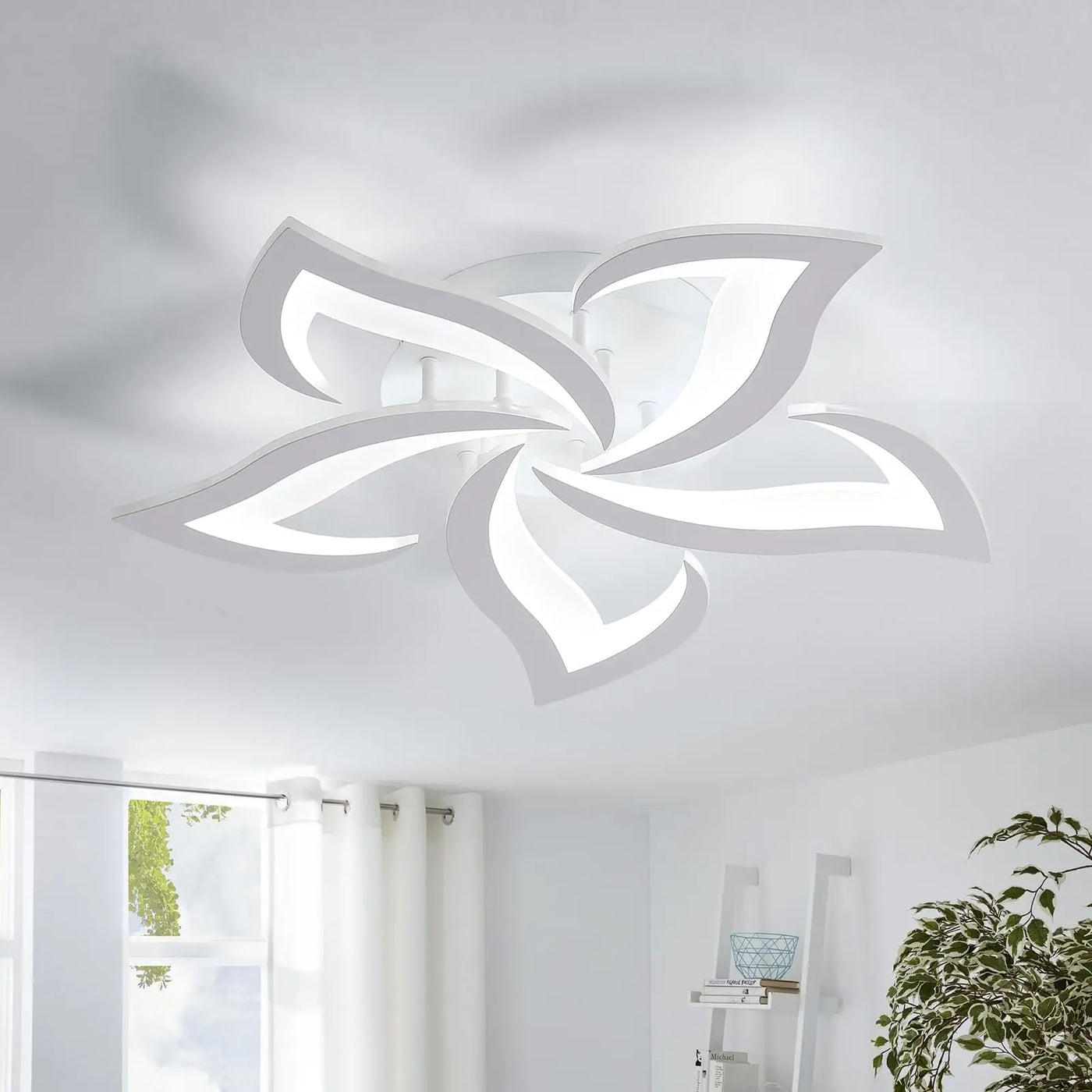 CinnaCurve – Warm and Stylish Hanging Light