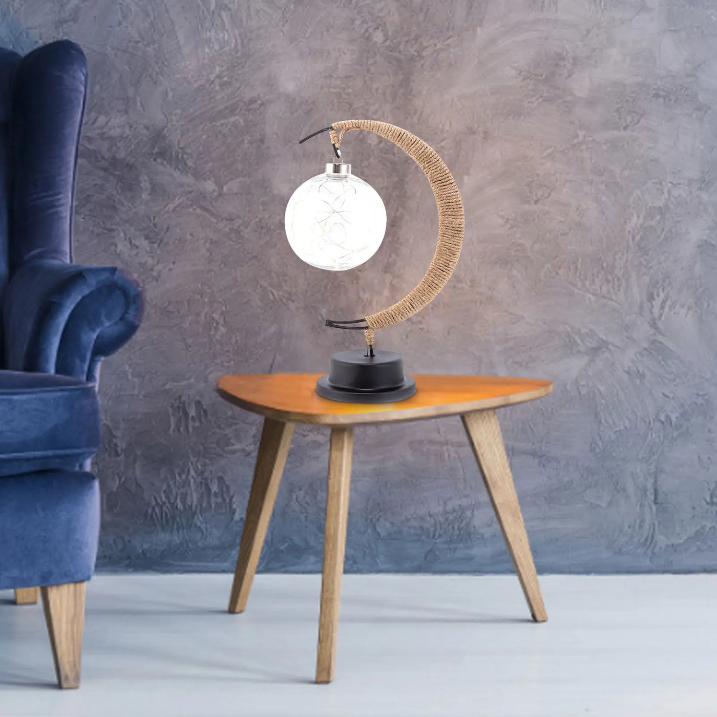 MoonGlow - Enchanting Moon Lamp for Magical Moments