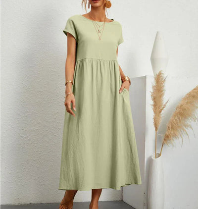 GraceLuxe - Timeless Evening Gown for a Stylish and Refined Look