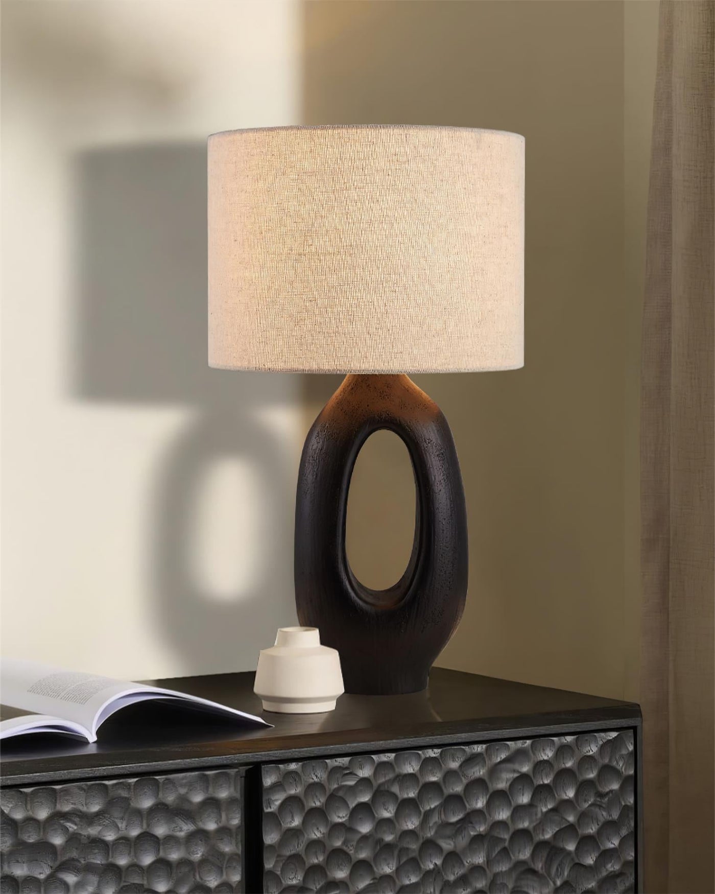 SculptGlow – Resin Table Lamp with Soft Linen Shade