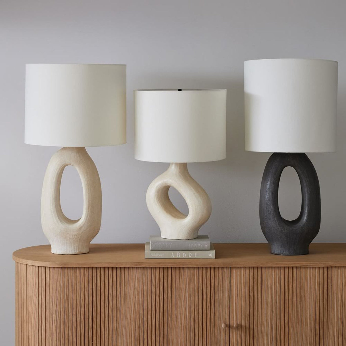 SculptGlow – Resin Table Lamp with Soft Linen Shade