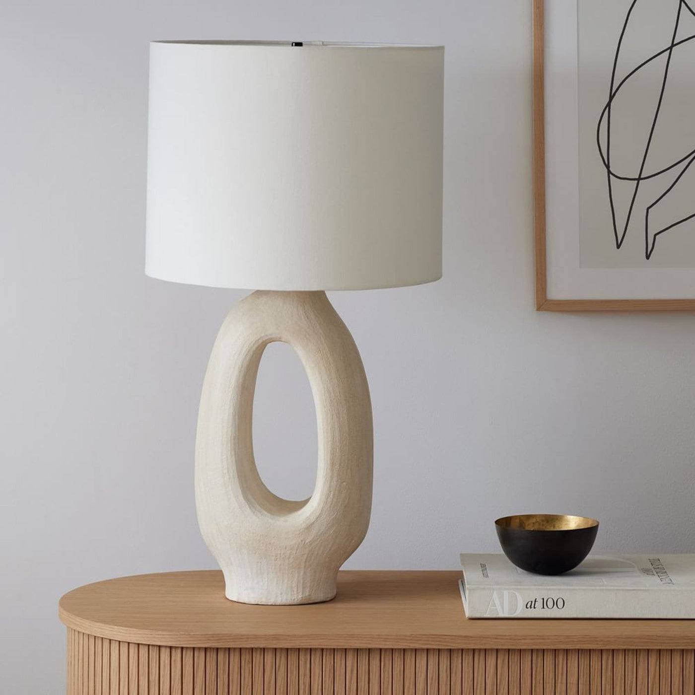SculptGlow – Resin Table Lamp with Soft Linen Shade