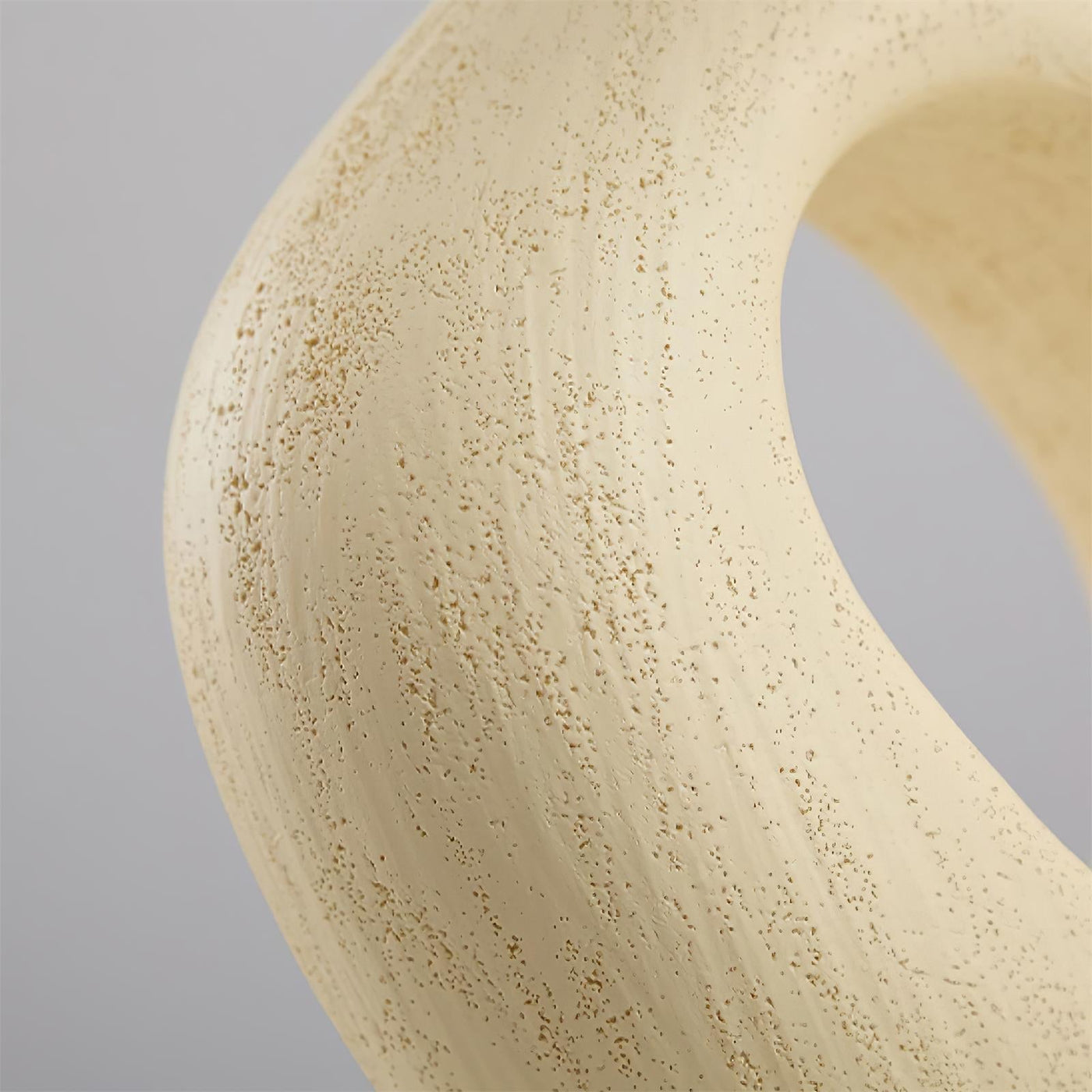 SculptGlow – Resin Table Lamp with Soft Linen Shade