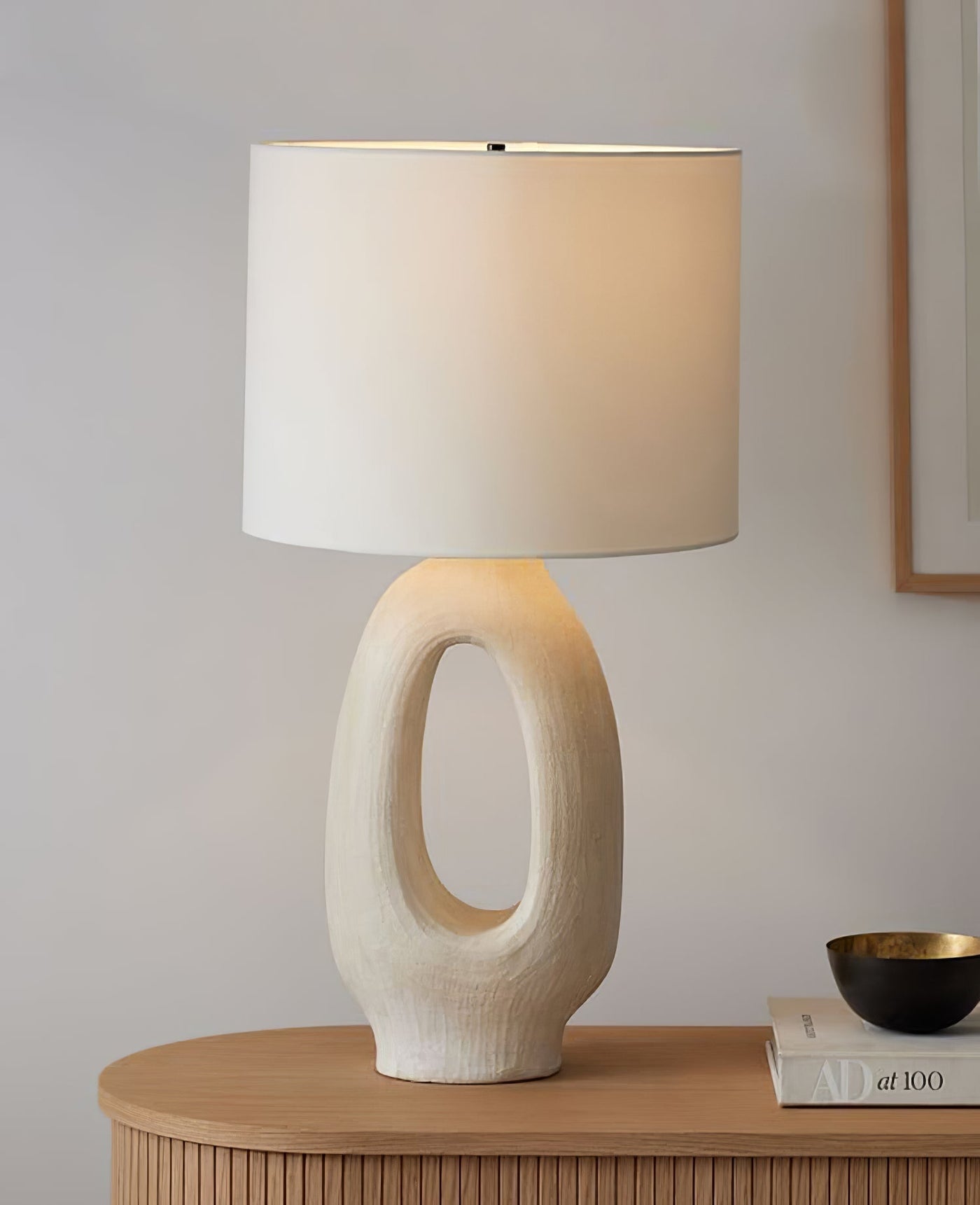 SculptGlow – Resin Table Lamp with Soft Linen Shade
