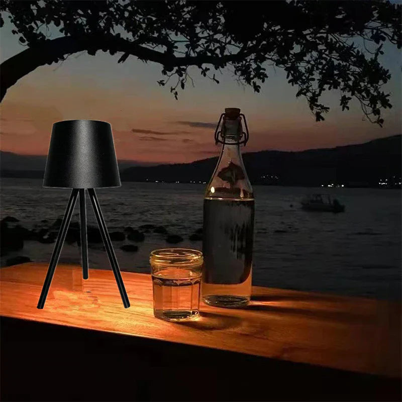 BrightNest - Contemporary Lamp with Flexible Stand
