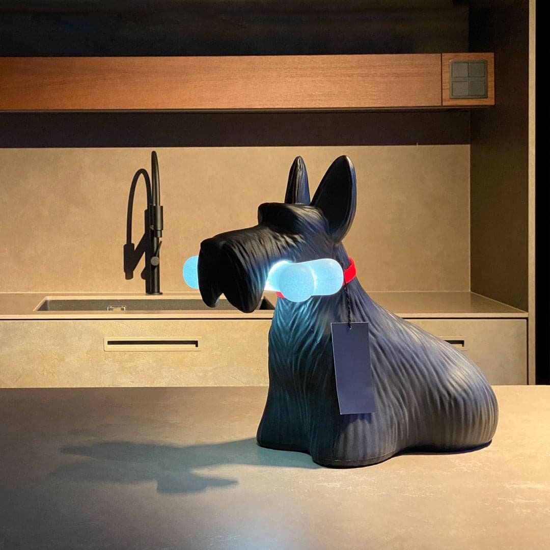 PuppyShine – Playful Scottie Dog LED Table Lamp