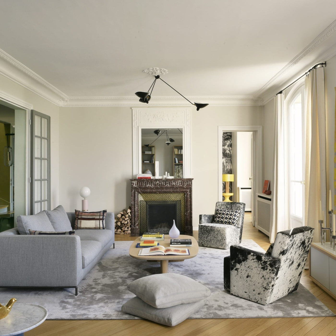 LuxeAura - Ceiling Lamp with Serge-Inspired Design and Refined Light