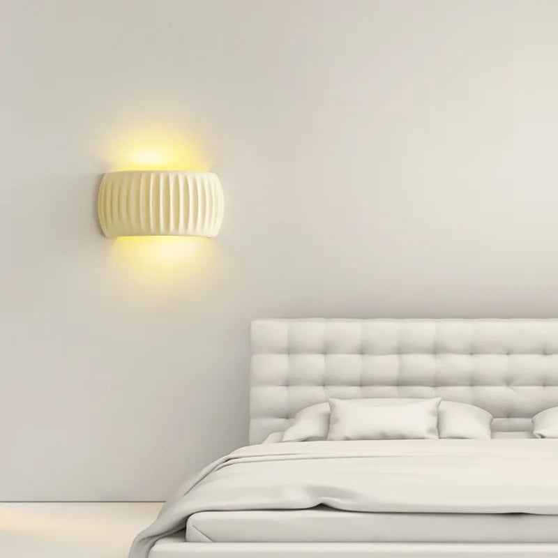 ResinGlow - Artistic Resin Wall Sconce