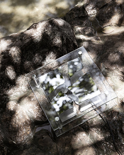 RadiantCube – Artistic Square Glass Table Lamp