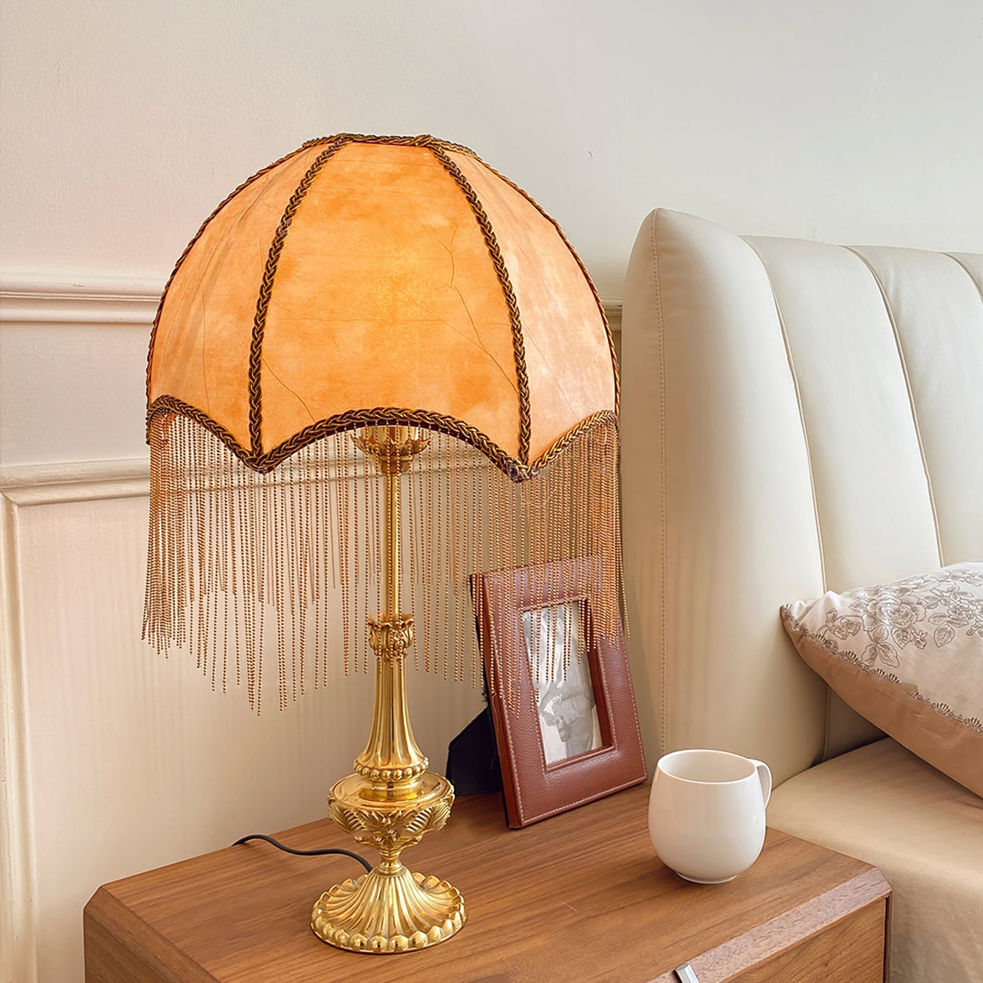 BeadFringe - Stylish Table Lamp with Tassels and Fine Beads