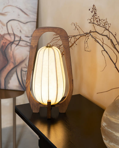 LuxeTotem - Elegant Lamp