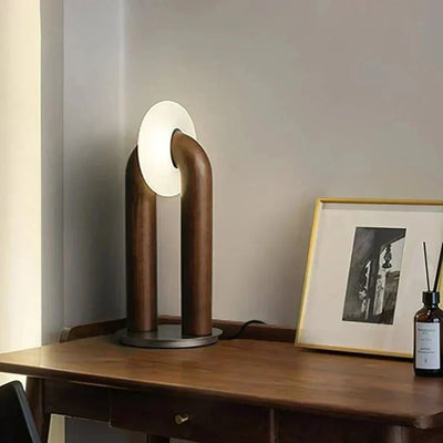 CurveGlow – Innovative Desk Light