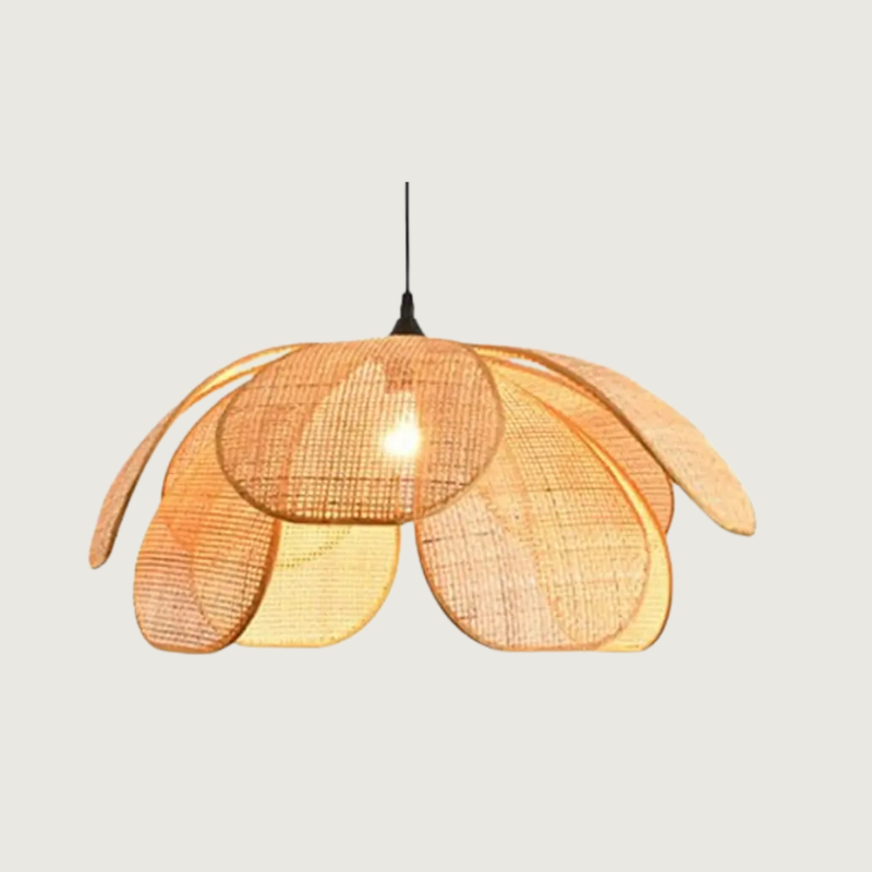 RattanGlow - Elegant Pendant Light
