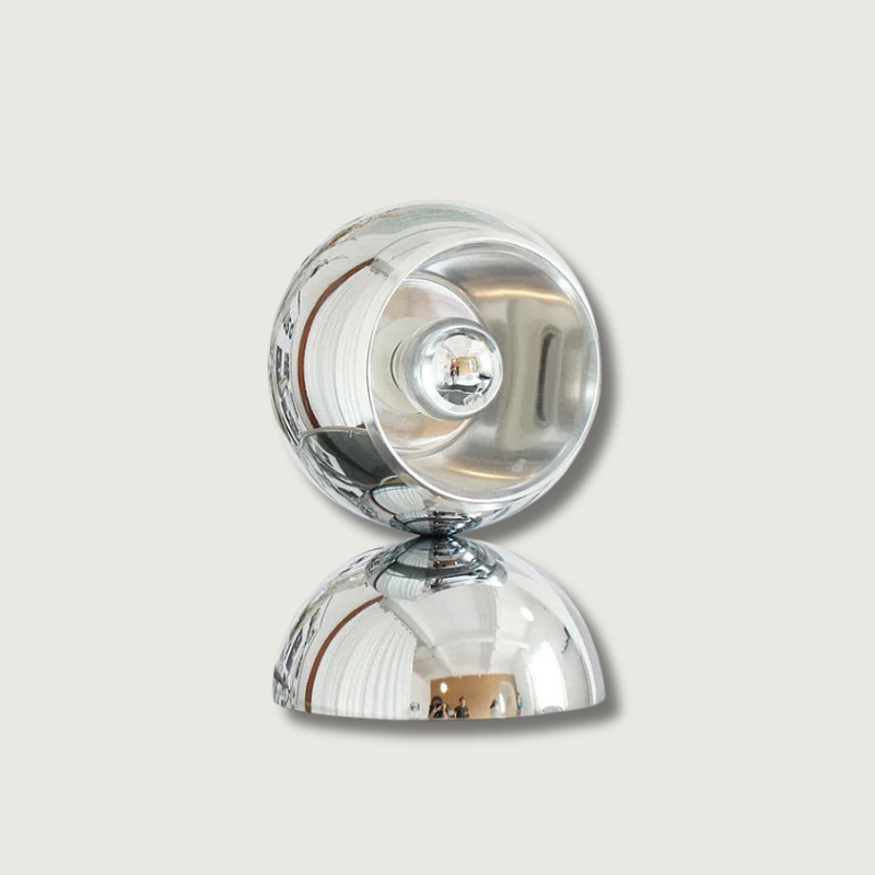 LuxeCharm - Table Lamp with Mickey Style and Cozy Light Diffusion
