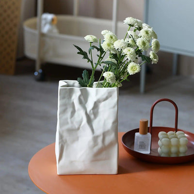 PaperFlow - Stylish Paper Vase