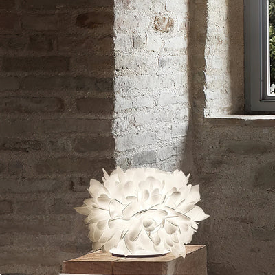 LeafGlow – Contemporary Table Lamp with Floral Petal Accent