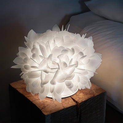 LeafGlow – Contemporary Table Lamp with Floral Petal Accent