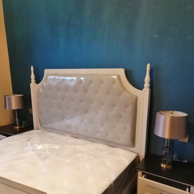 LuxAura – Elegant Metal and Glass Table Lamp