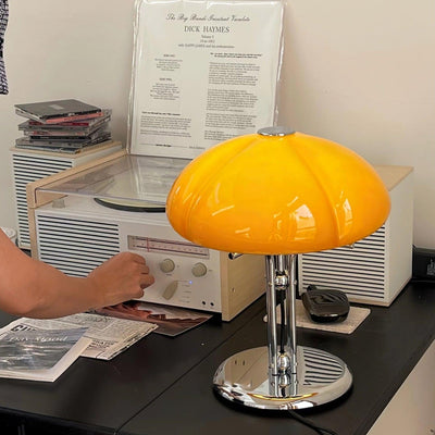 GlowMushroom - Bauhaus-Inspired Table Light