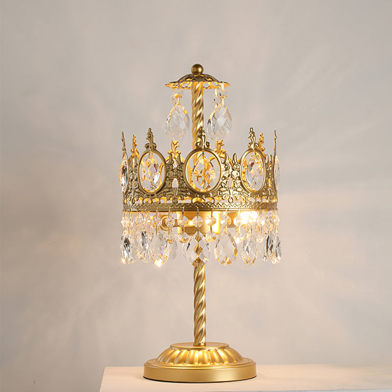 GleamAura – Elegant Crystal Table Lamp with Gold Base