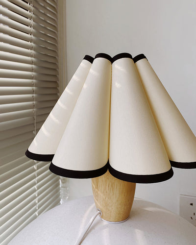 LuxFold – Vintage Inspired Woven Lamp