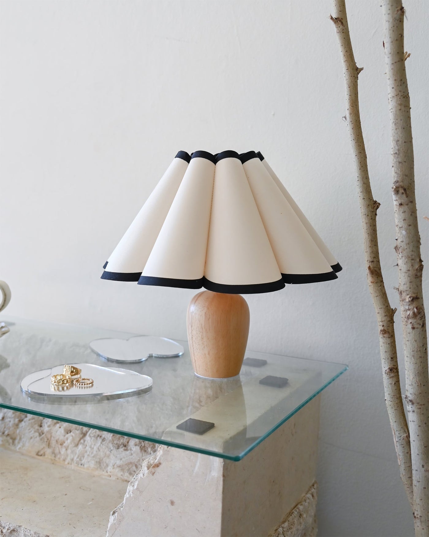 LuxFold – Vintage Inspired Woven Lamp