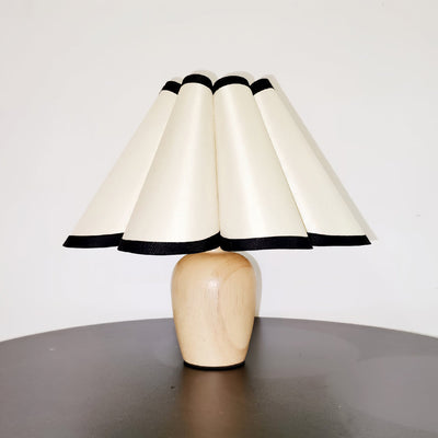 LuxFold – Vintage Inspired Woven Lamp