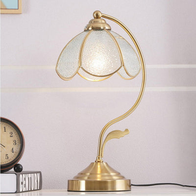 GlowPetal – Luxurious Floral Glass Table Lamp