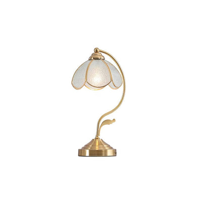 GlowPetal – Luxurious Floral Glass Table Lamp