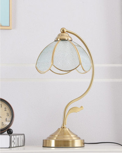 GlowPetal – Luxurious Floral Glass Table Lamp