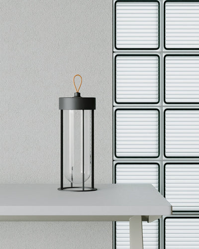 BrightFlow – Compact Dimmable LED Lamp