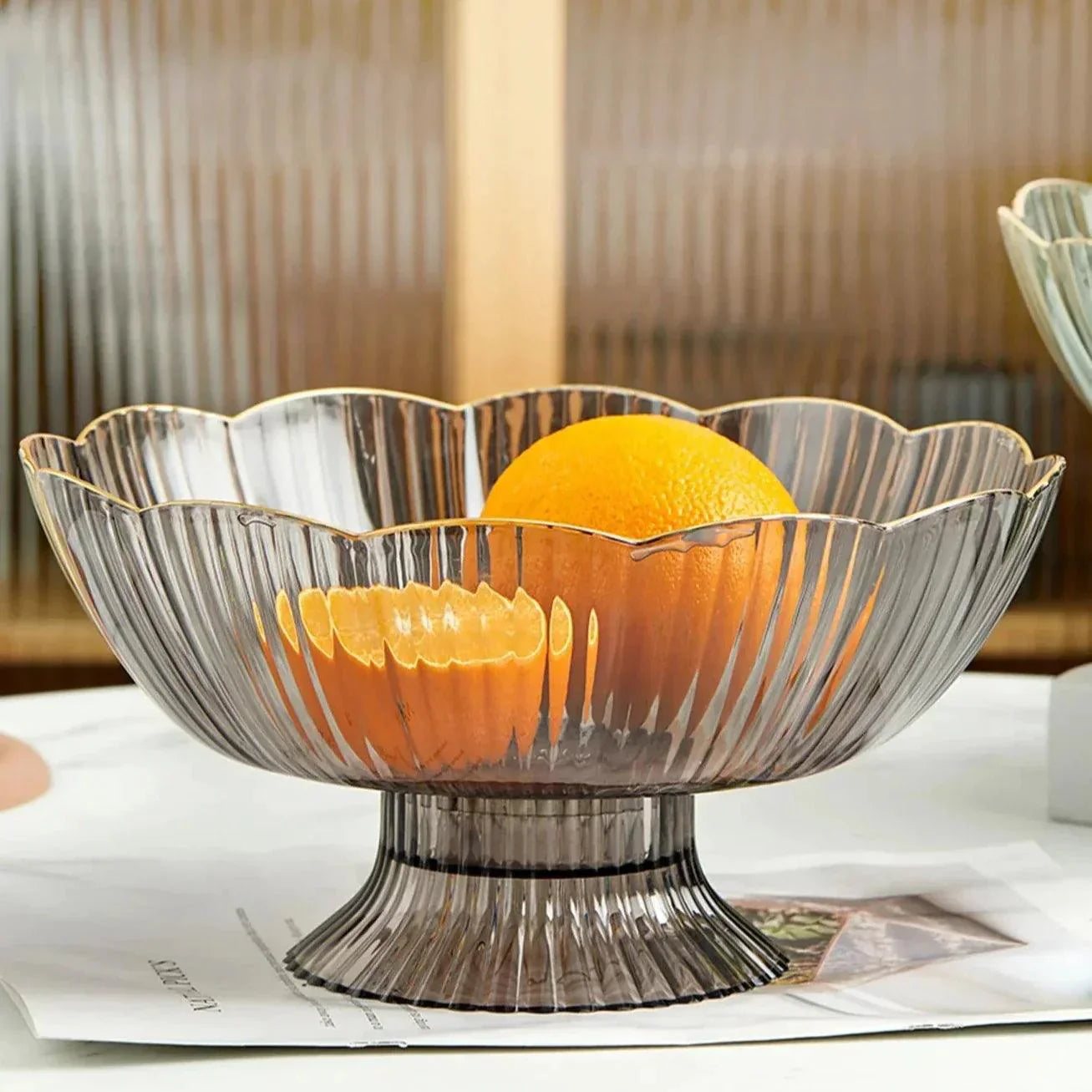 FleurAura - Chic Luxury Fruit Bowl