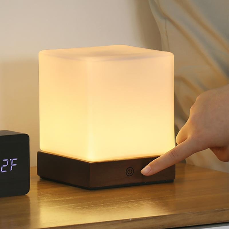 CubeLight – Nordic LED Desk Lamp