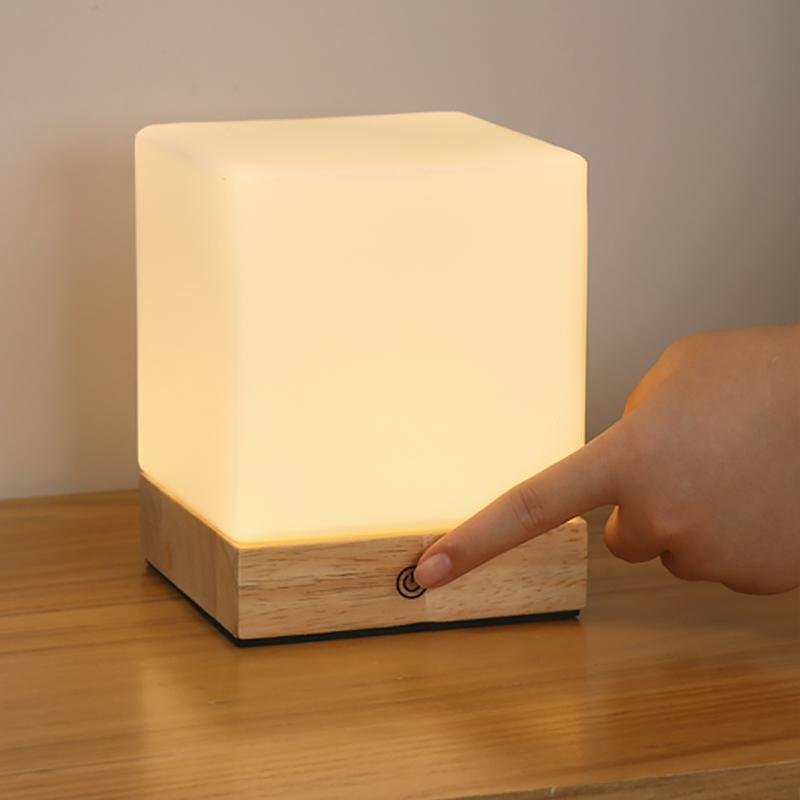 CubeLight – Nordic LED Desk Lamp