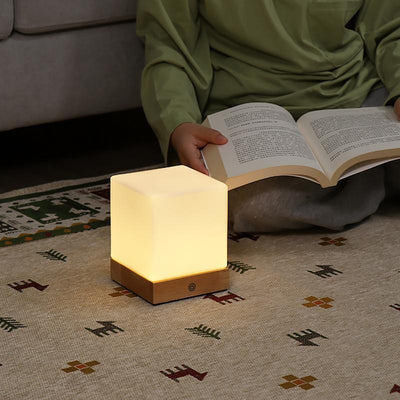 CubeLight – Nordic LED Desk Lamp
