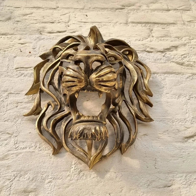 LionHeart - Regal Wall Décor