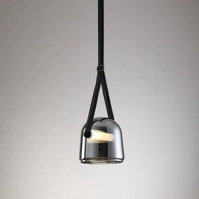 GlowSphere – Stylish Glass Pendant for Luxurious Spaces