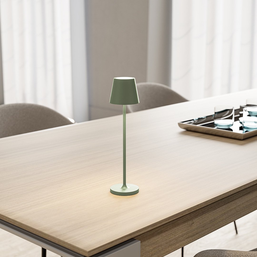 LumiTouch - Portable LED Lamp with Touch Function