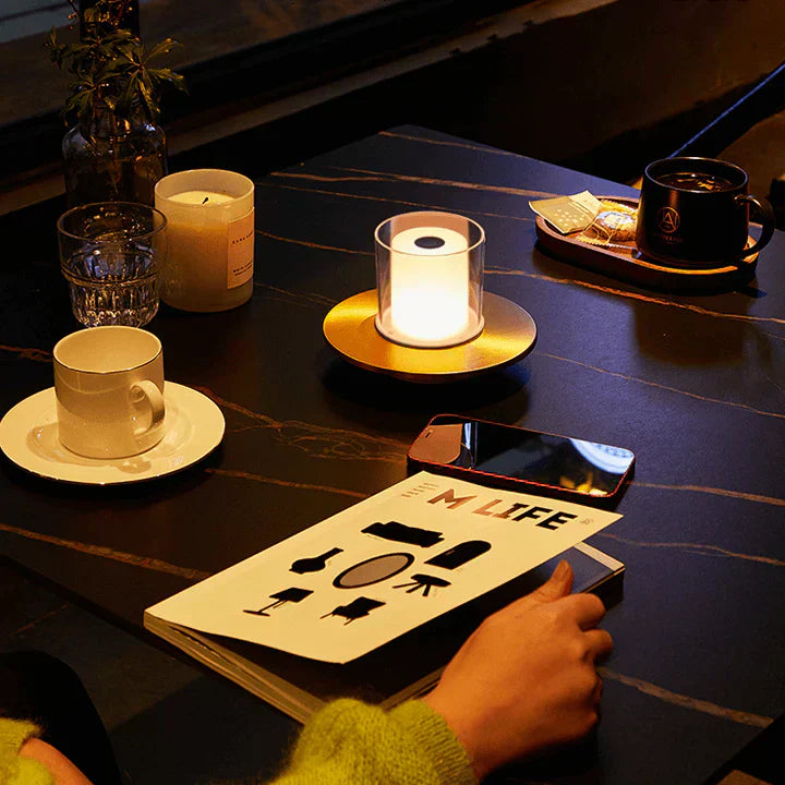 Candlelight – Stylish Induction Lamp with LED Technology