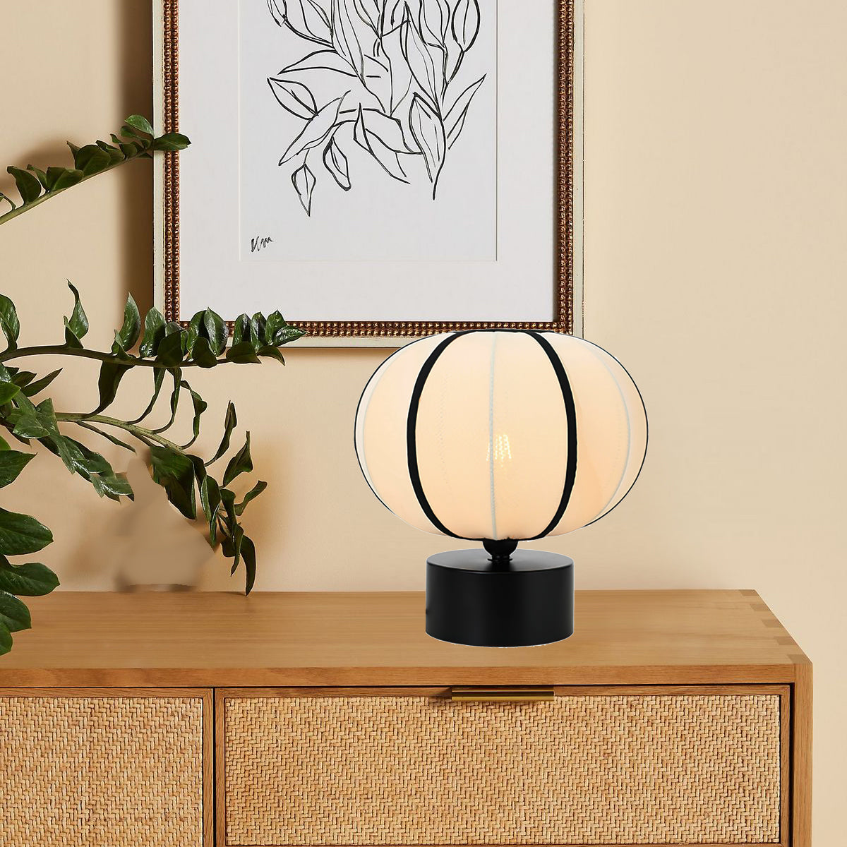 GlowEllos - Contemporary Lamp with Soft, Warm Illumination