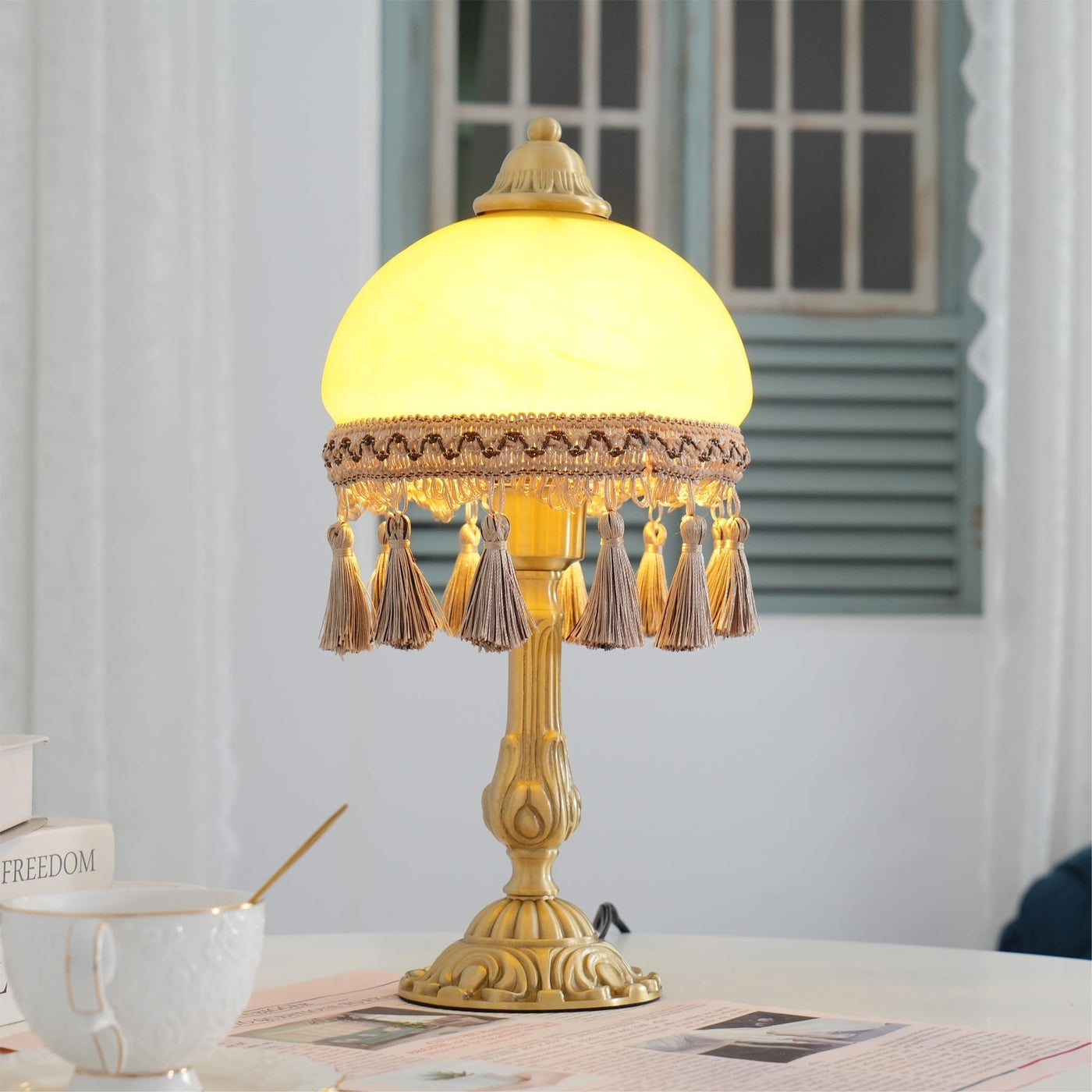 CharmedRadiance - Desk Lamp