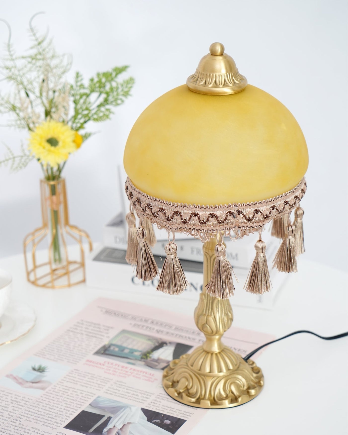 CharmedRadiance - Desk Lamp